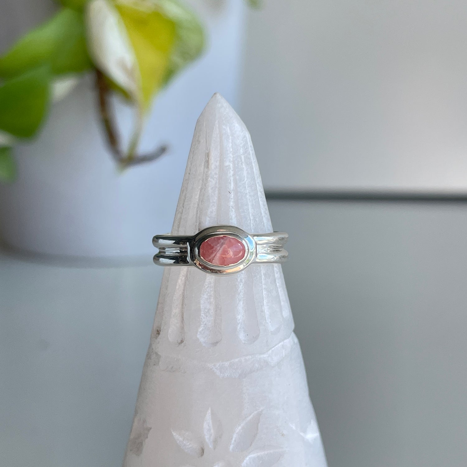 Rhodochrosite Oval Ring Sz6