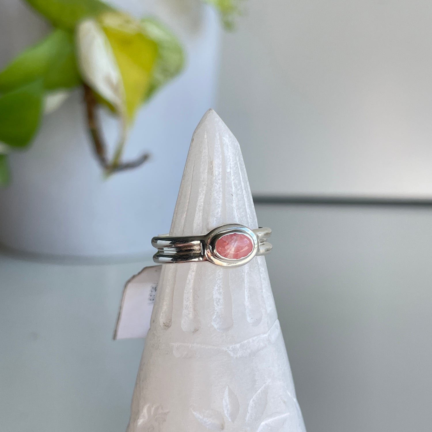 Rhodochrosite Oval Ring Sz6