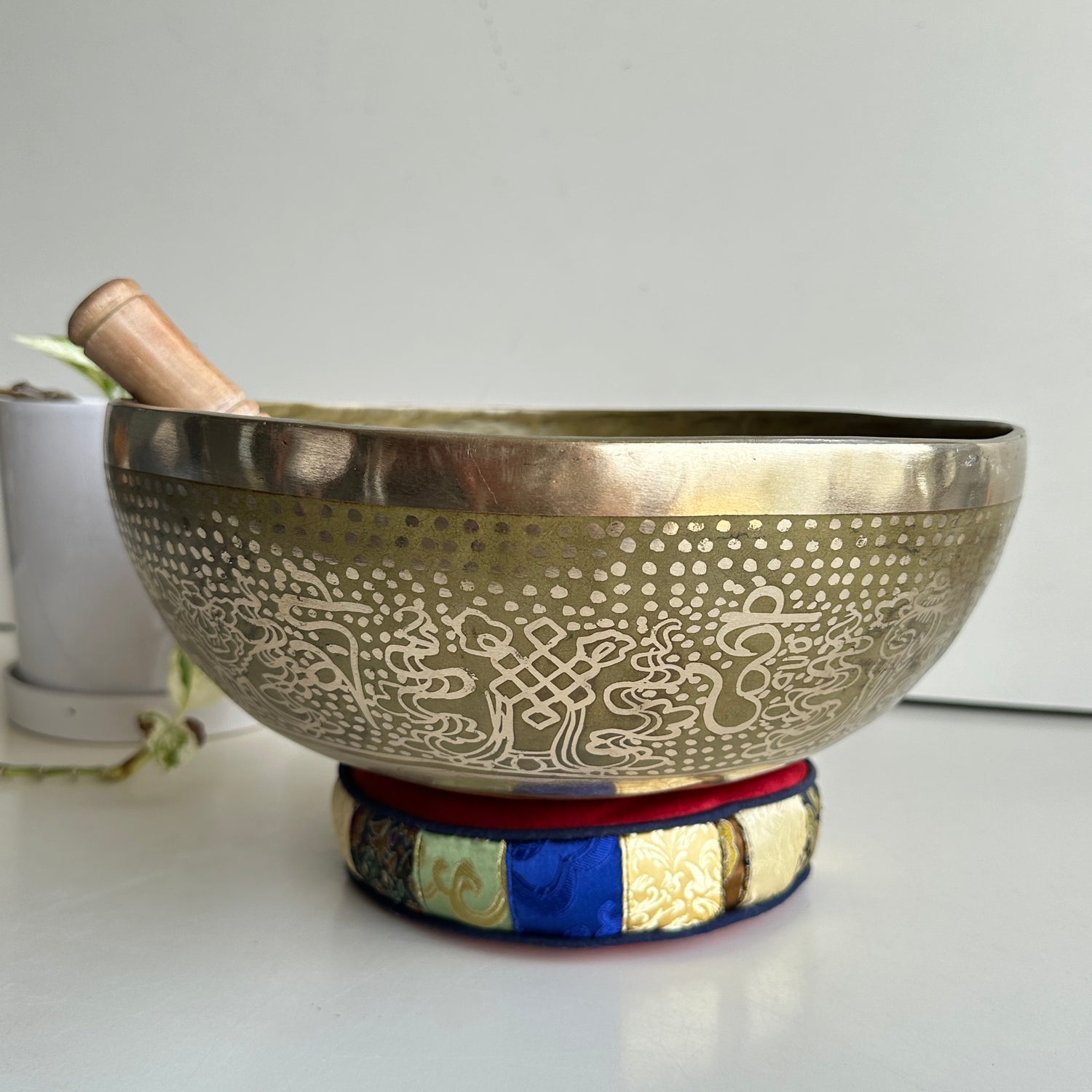 Brass Handbeaten Singing Bowl Flower Of Life 27cm