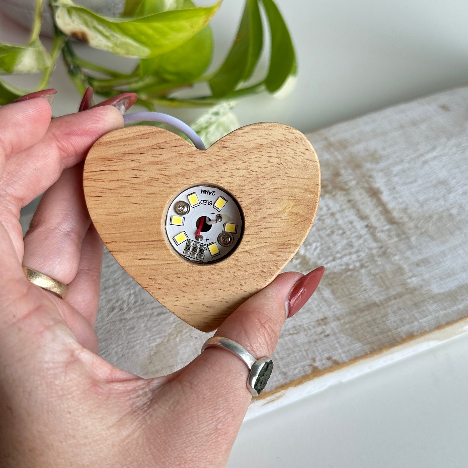 Heart USB Light Base White