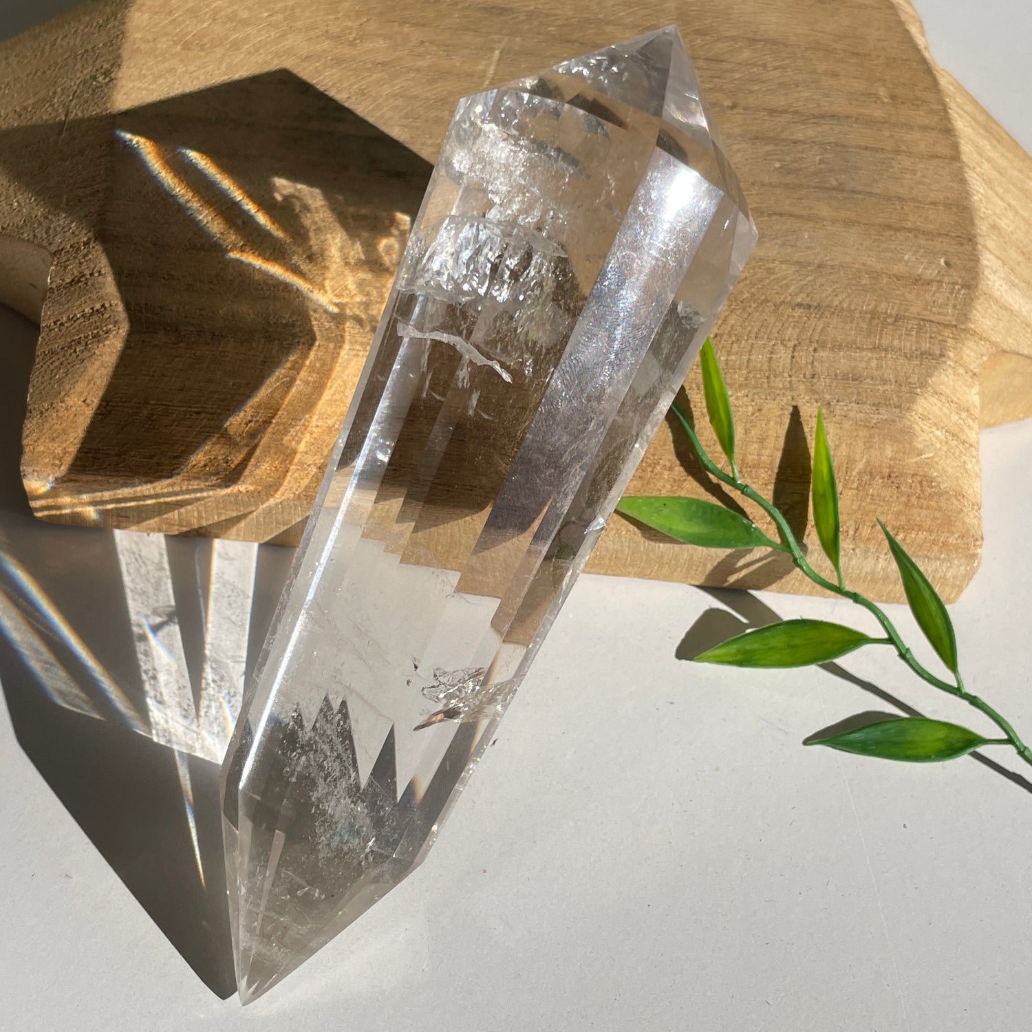 Clear Quartz Vogel 15.9cm