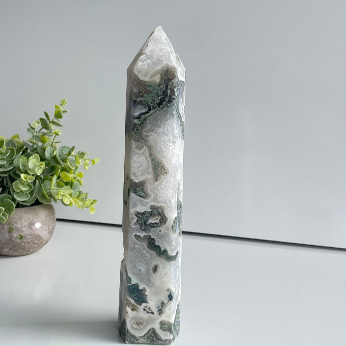 Moss Agate Generator 25.9cm