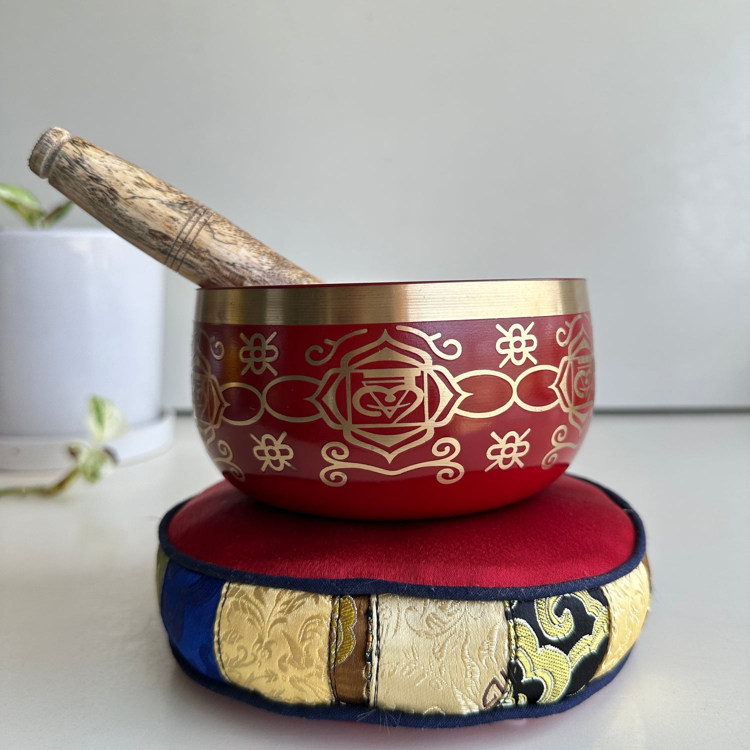 Base Chakra Singing Bowl bowls5r