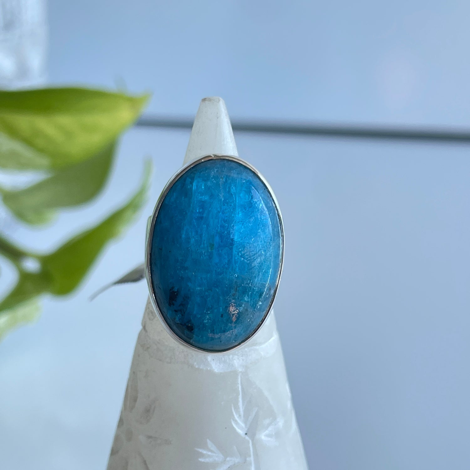 Blue Apatite Oval Ring Sz7