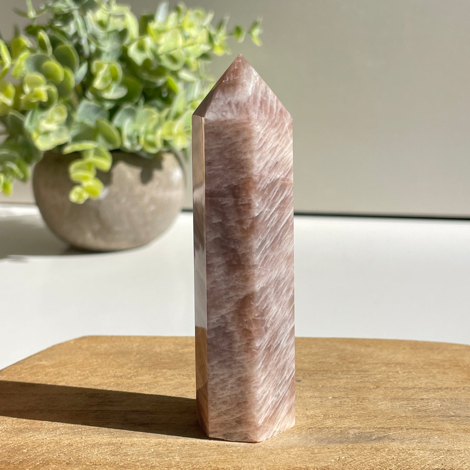 Moonstone Generator 8.8cm