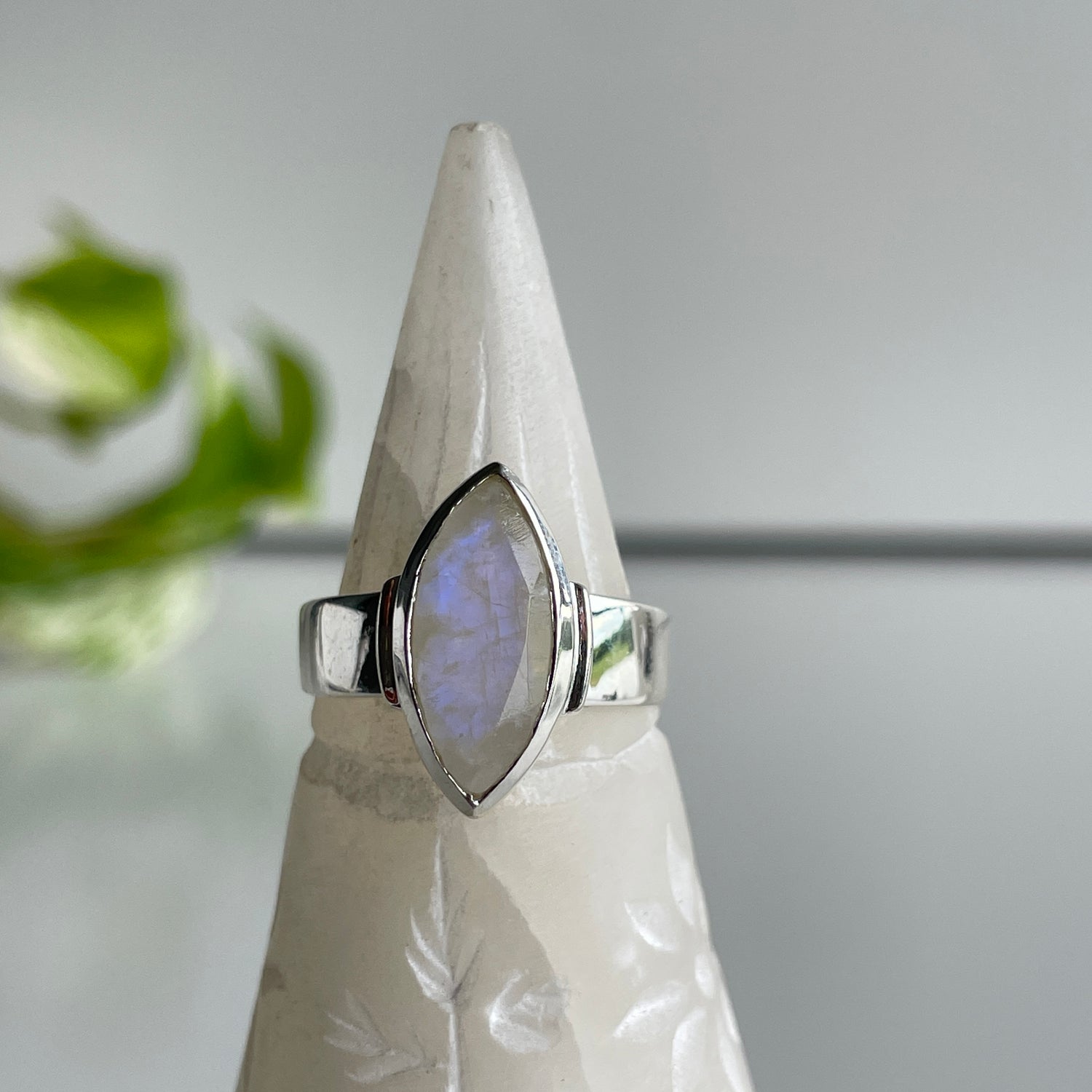 Moonstone Marquise Ring Sz10