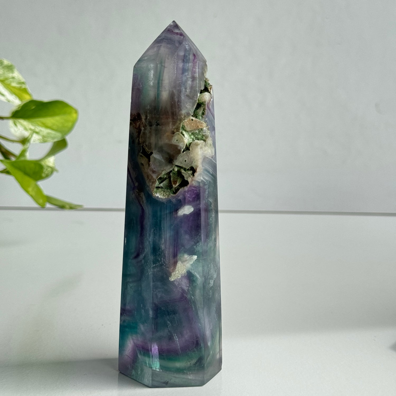 Fluorite Generator 15.3cm 02