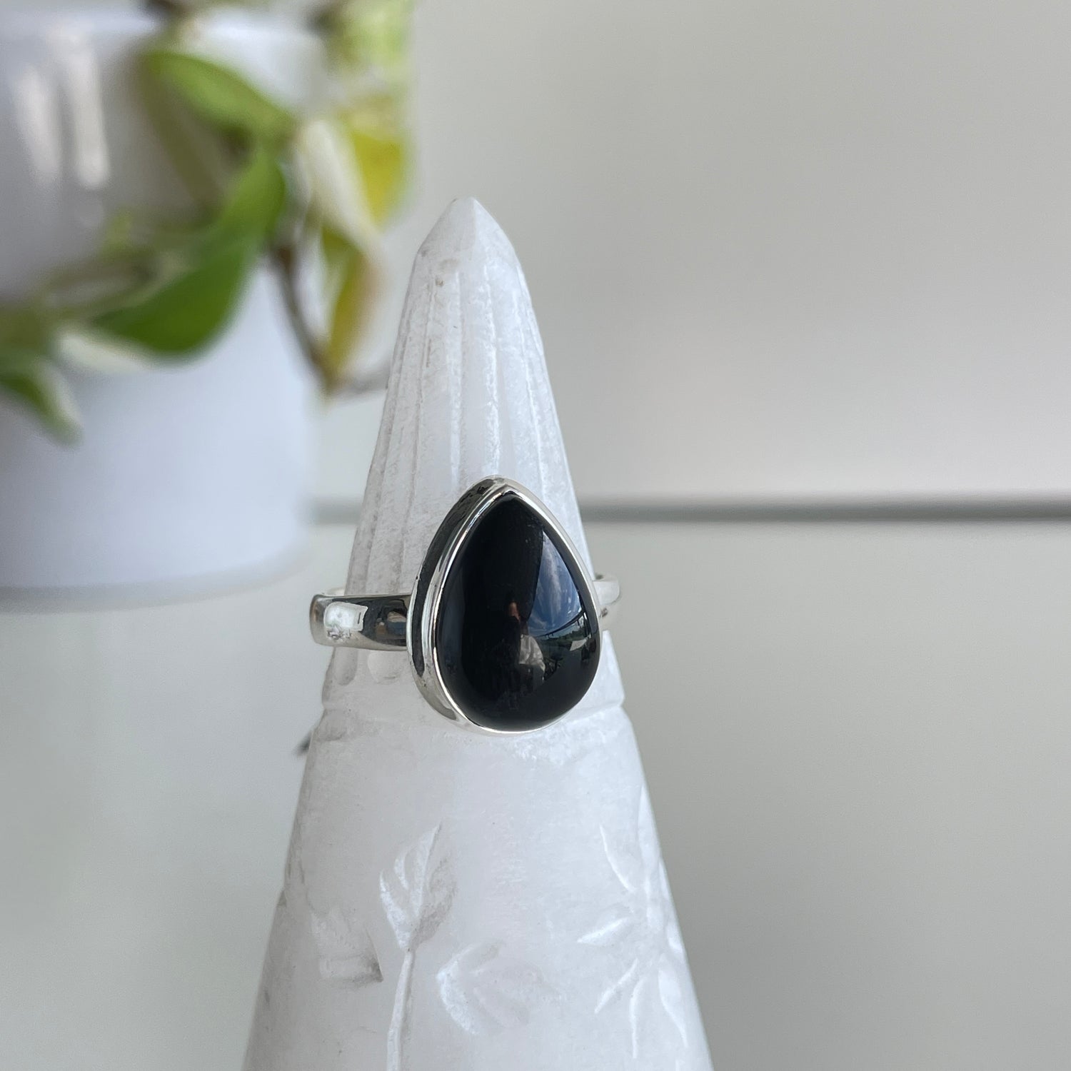 Black Onyx Teardrop Ring Sz8.5