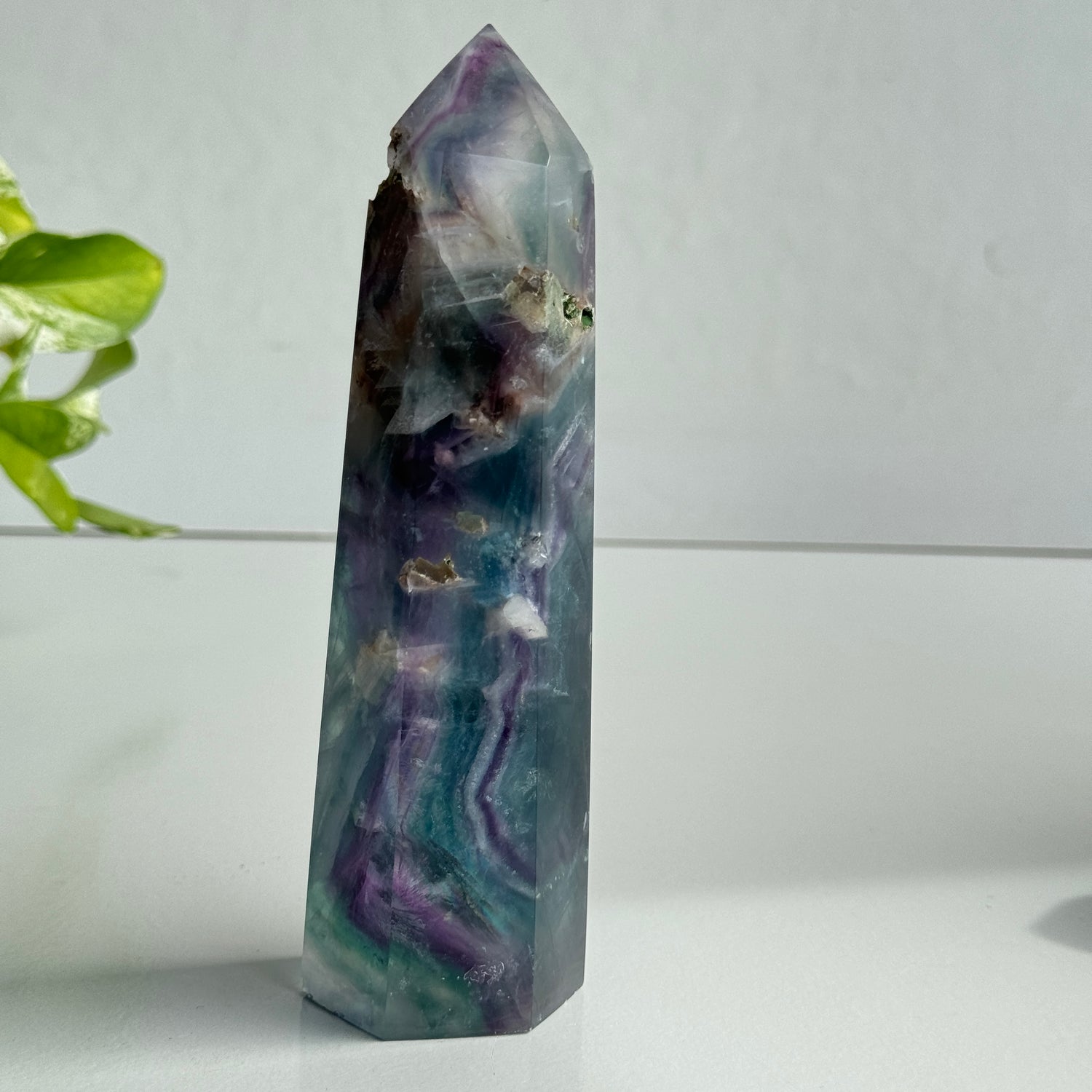 Fluorite Generator 15.3cm 02