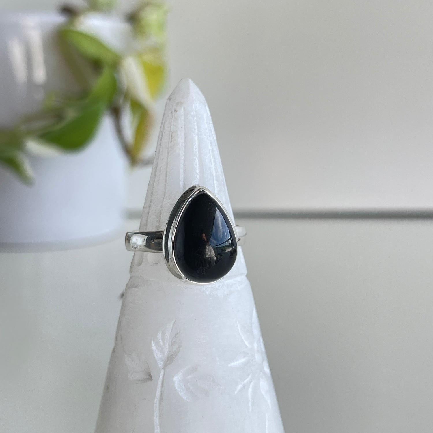 Black Onyx Teardrop Ring Sz8.5