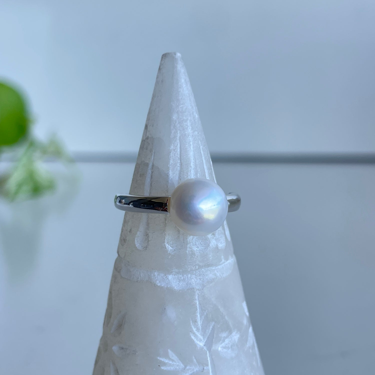 Pearl Ring Sz7