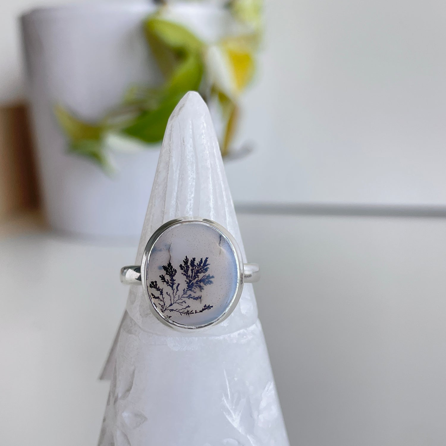 Dendritic Agate Oval Ring Sz9