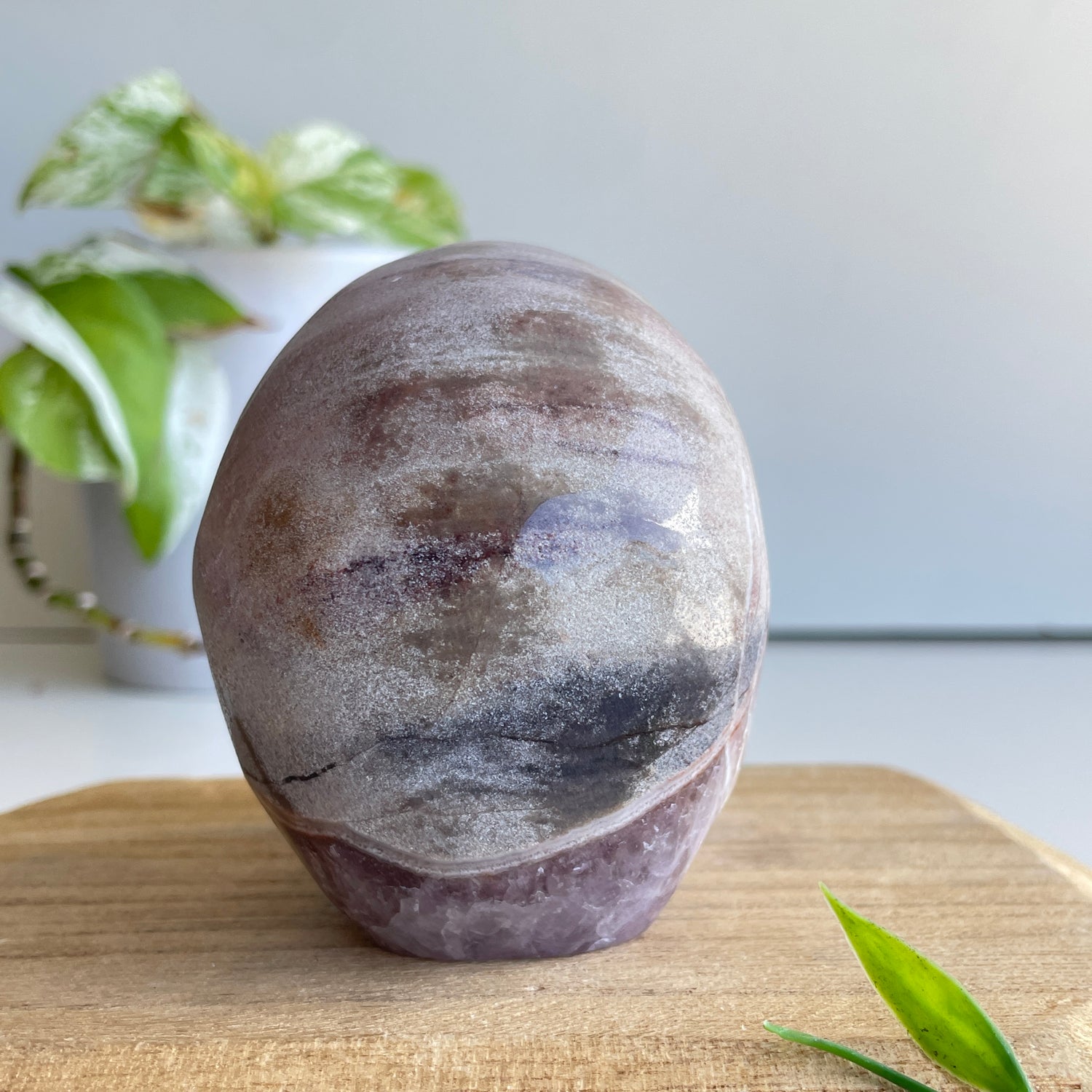 Amethyst Agate Skull 10.3cm