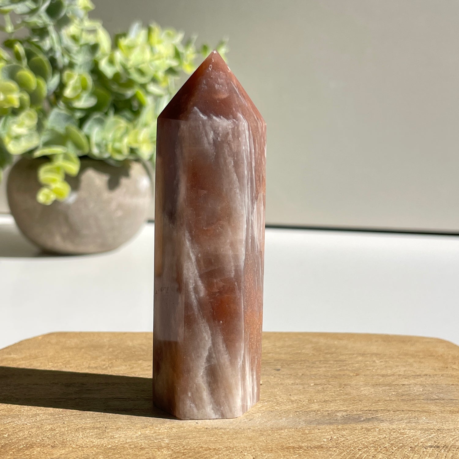 Moonstone Generator 8.4cm