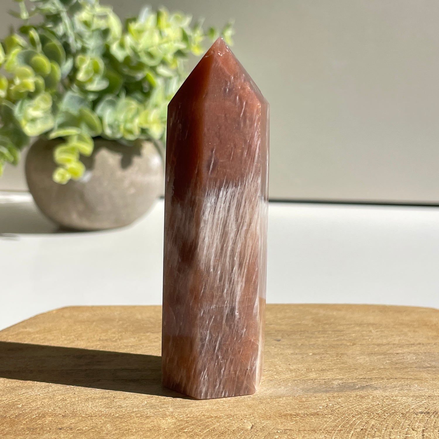Moonstone Generator 8.4cm