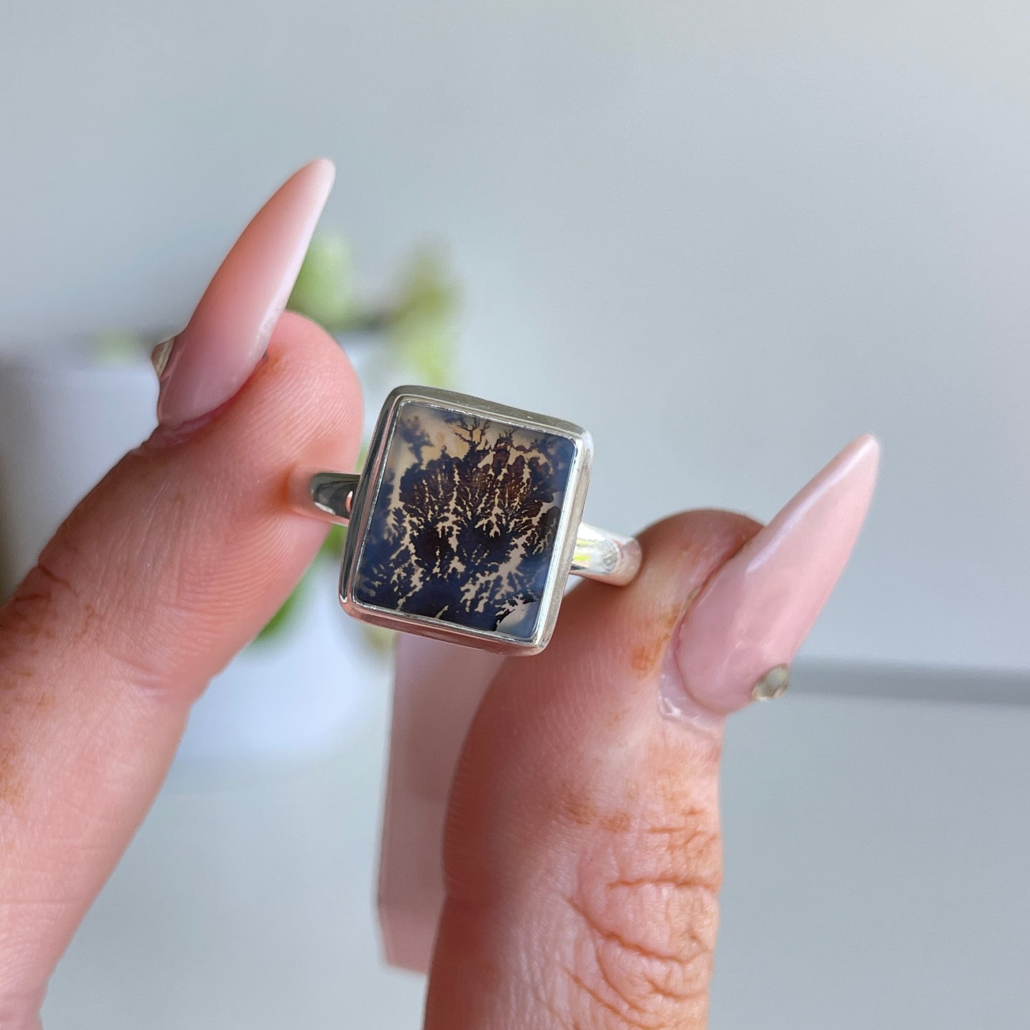 Dendritic Agate Rectangle Ring Sz9