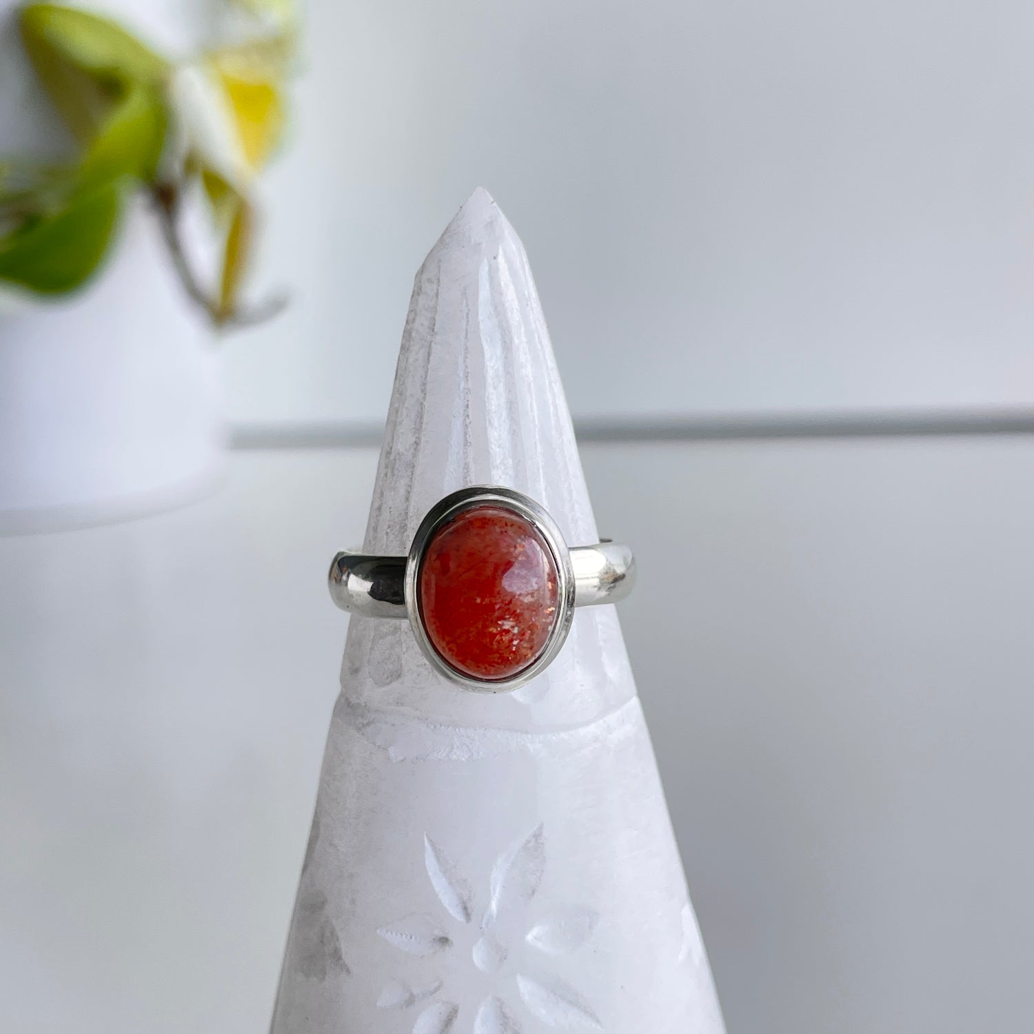 Sunstone Oval Ring Sz8