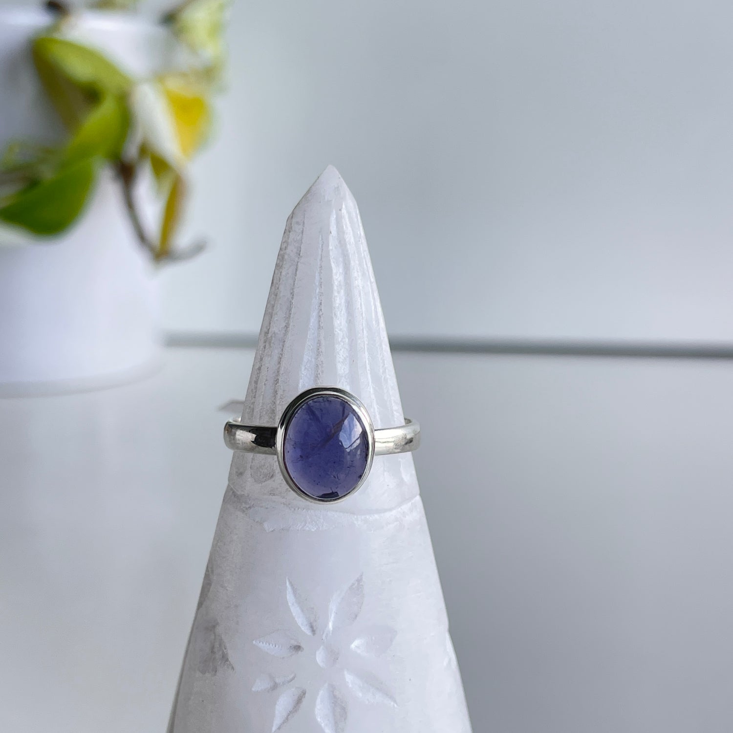 Iolite Round Ring Sz9
