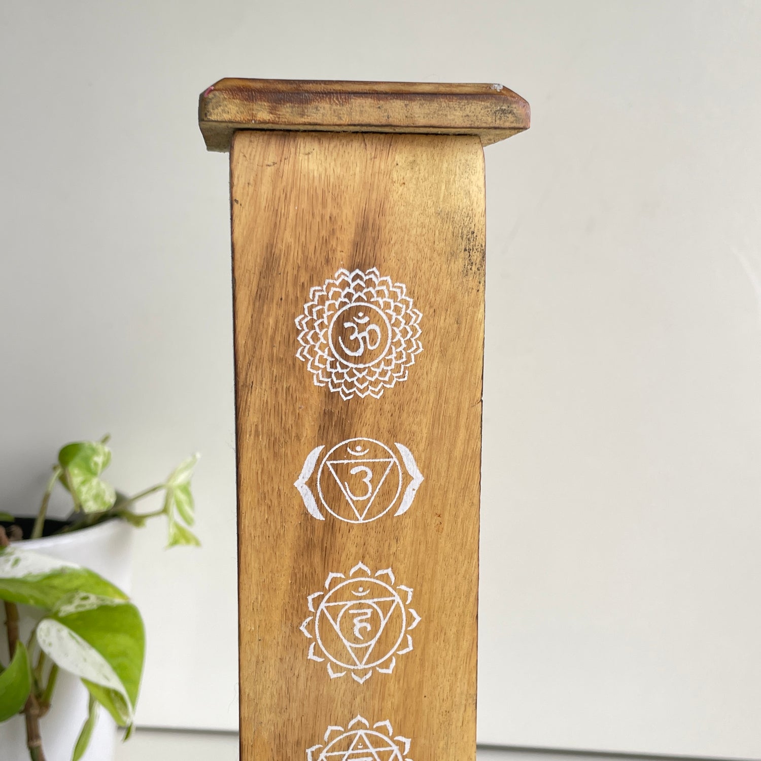 Wooden Incense Holder Chakra IHT345