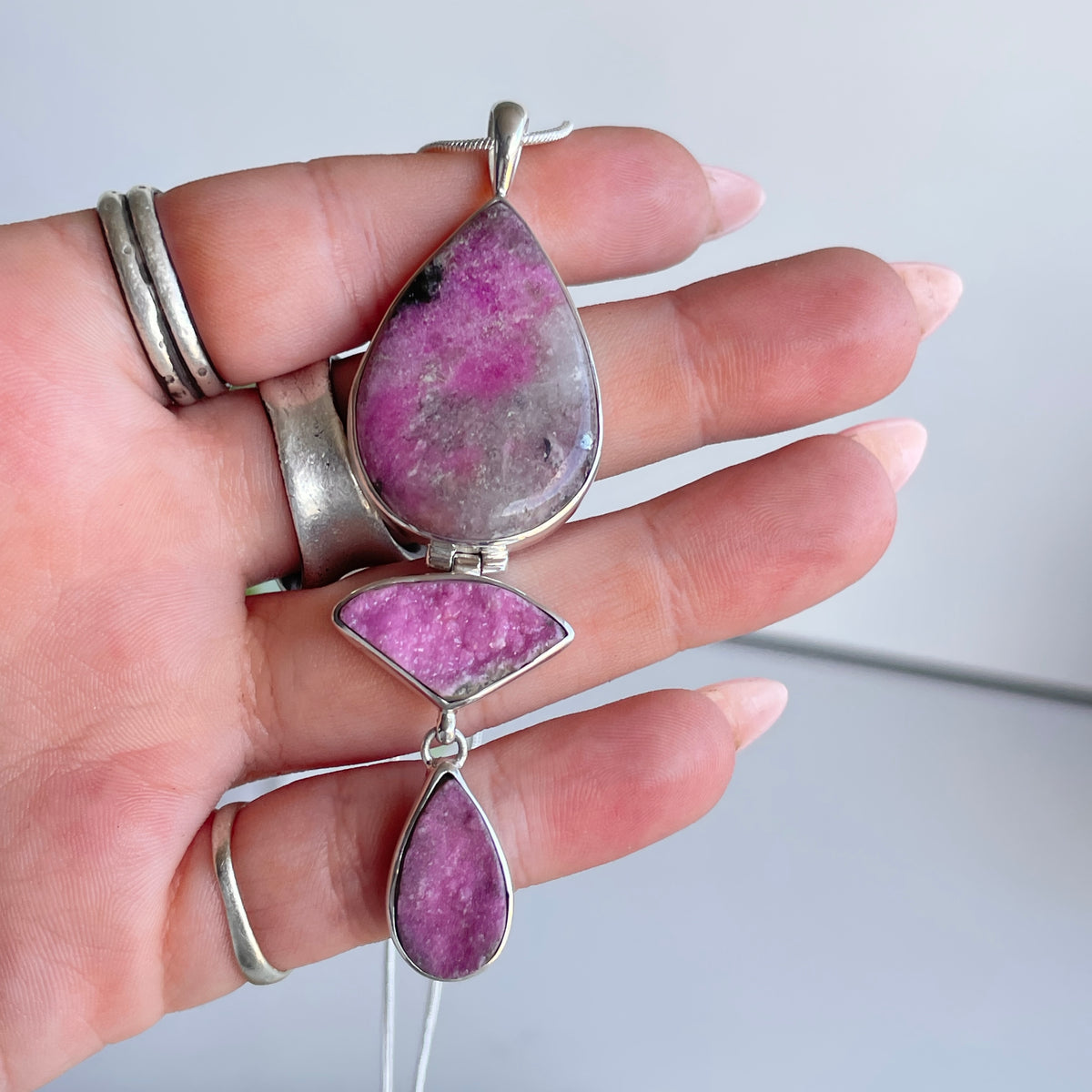 Cobalto Calcite Triple Pendant