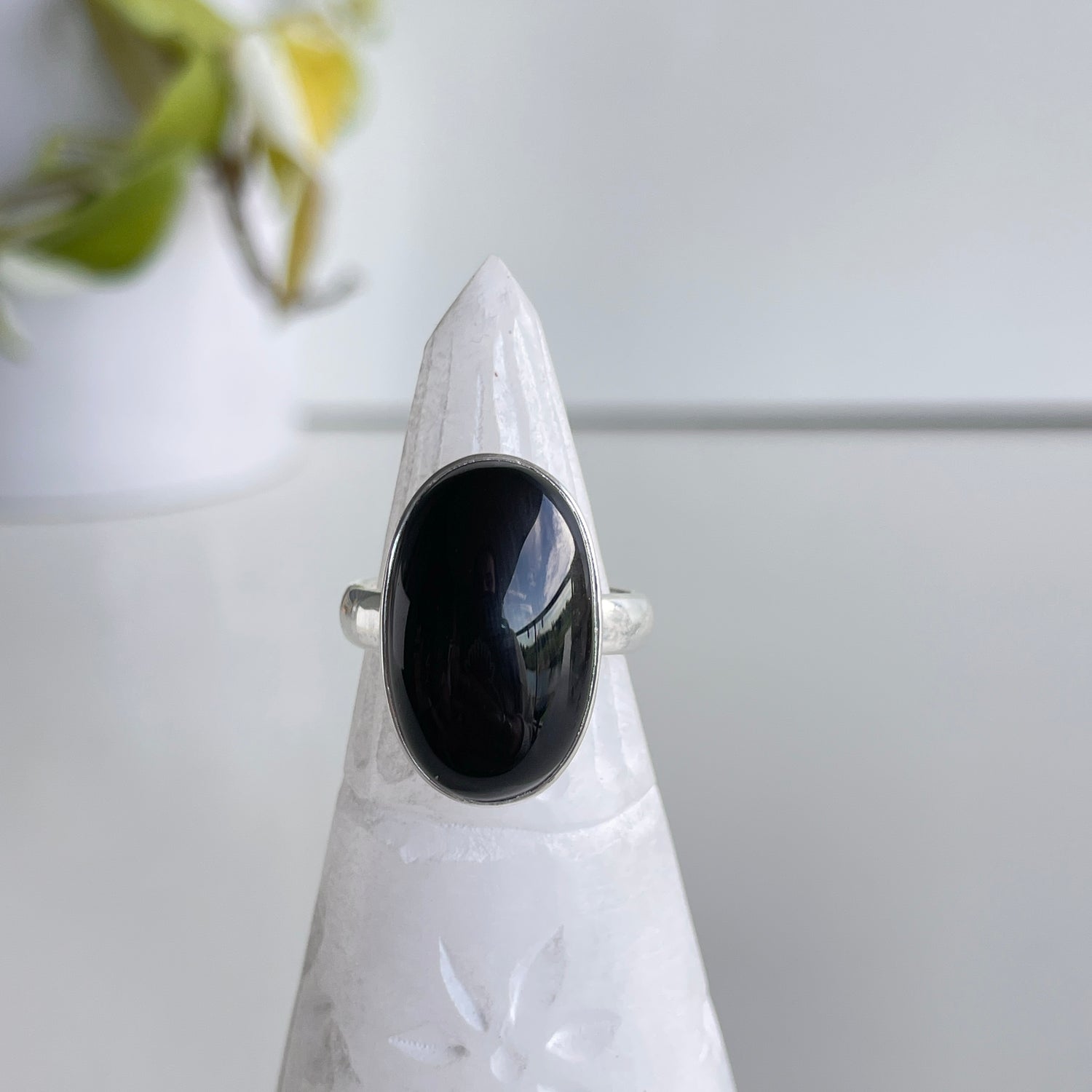 Black Onyx Oval Ring Sz7