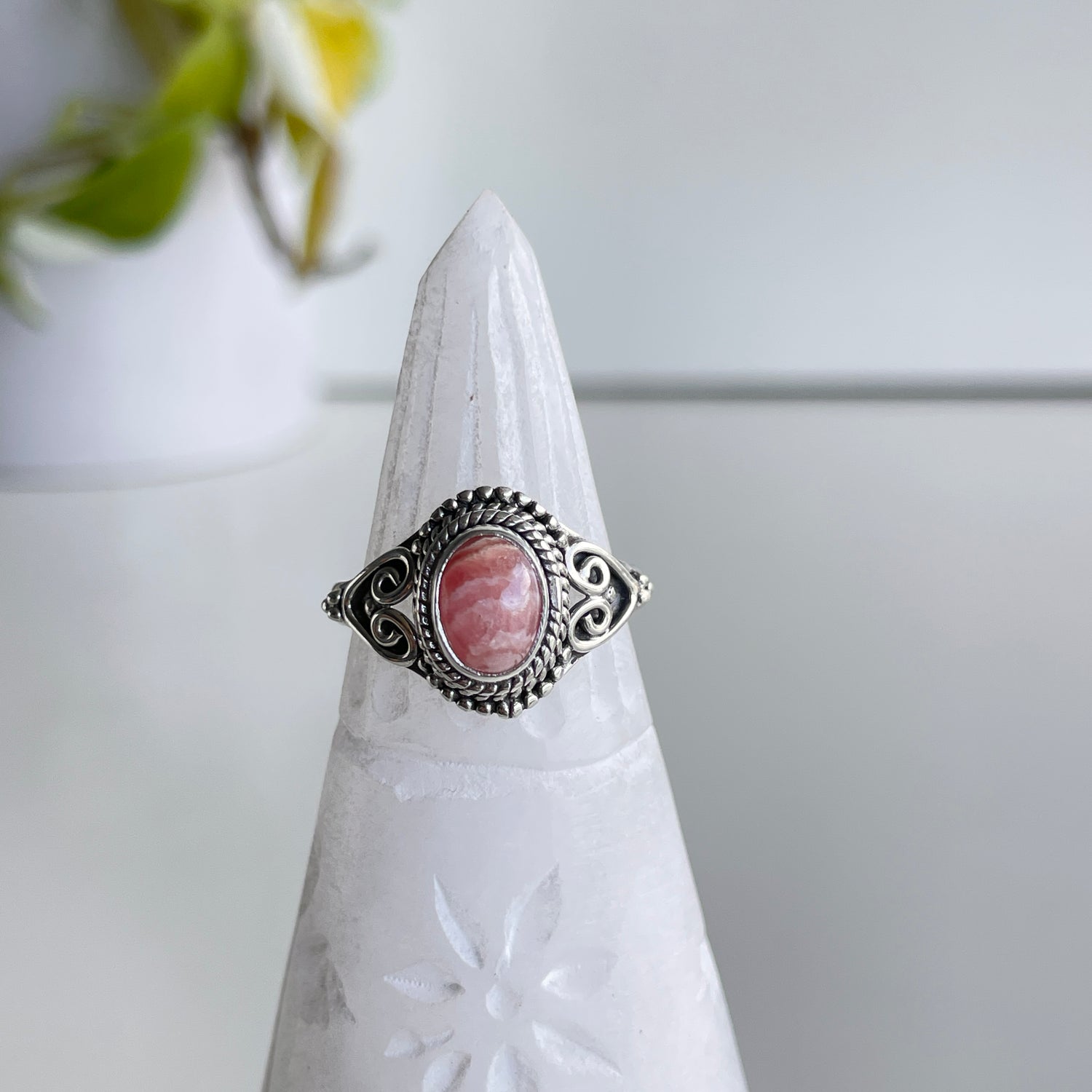 Rhodochrosite Oval Ring Sz8