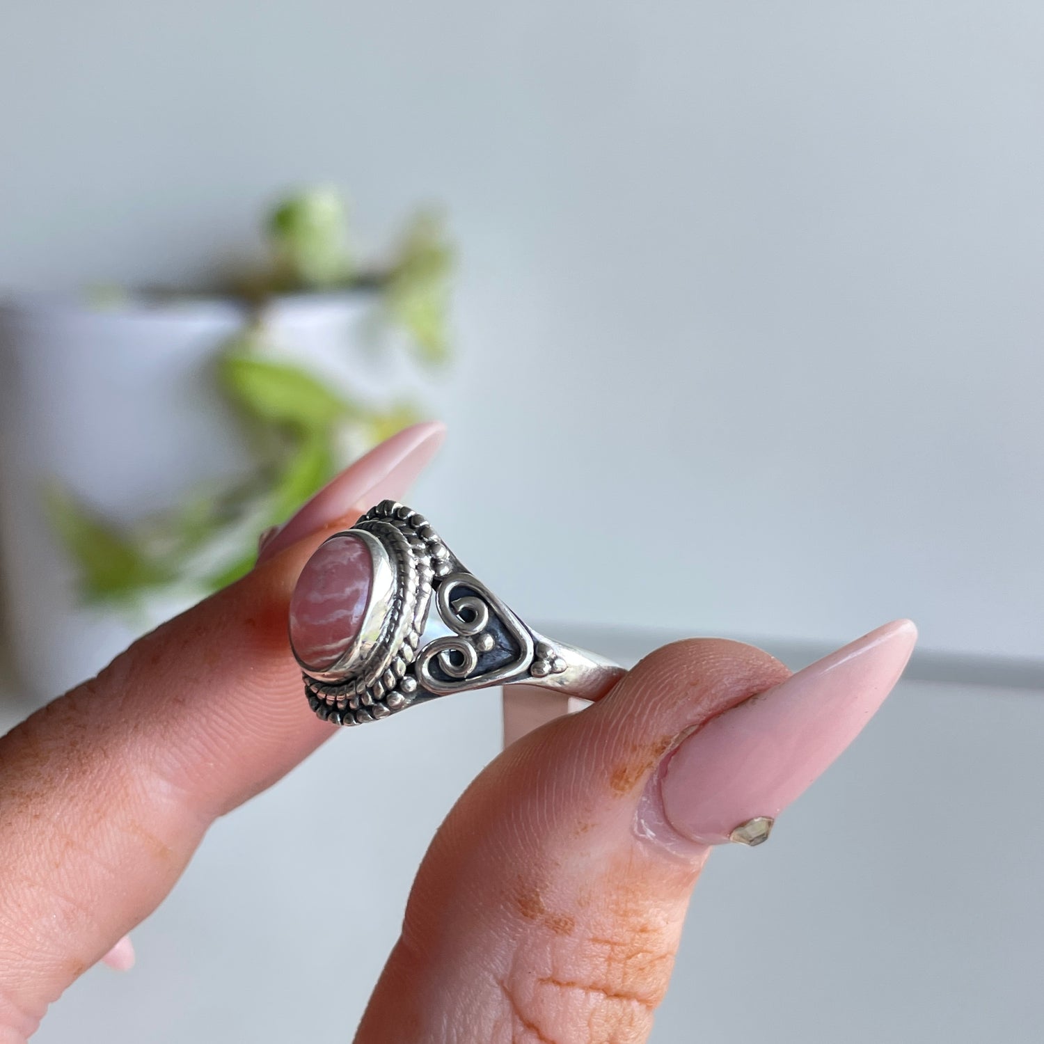 Rhodochrosite Oval Ring Sz8