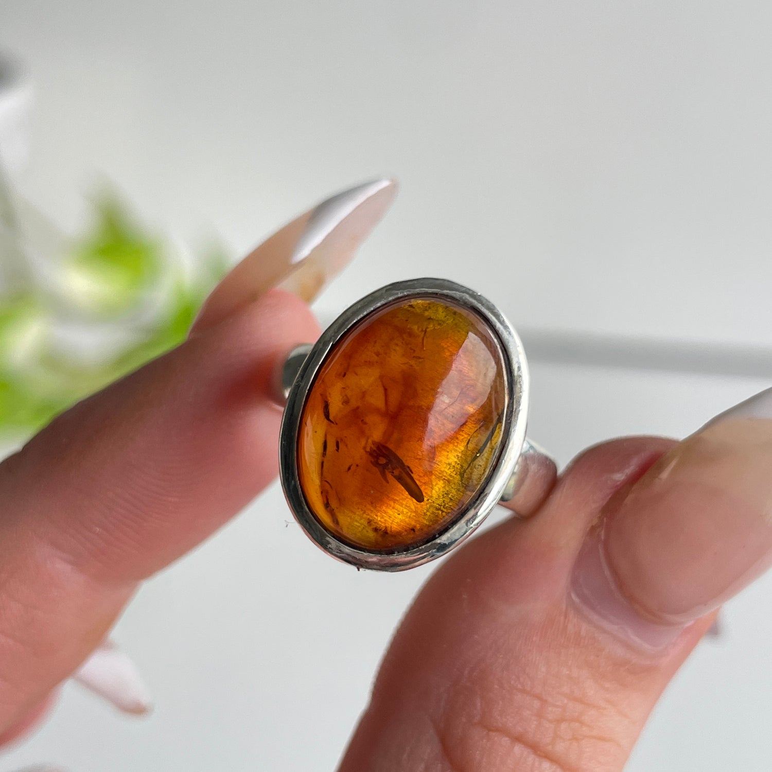 Amber Oval Ring Sz8