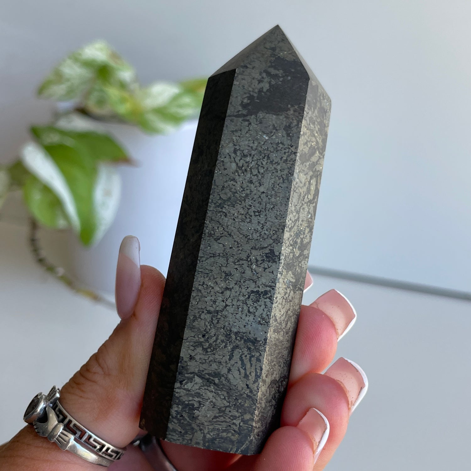Pyrite Generator 8.9cm
