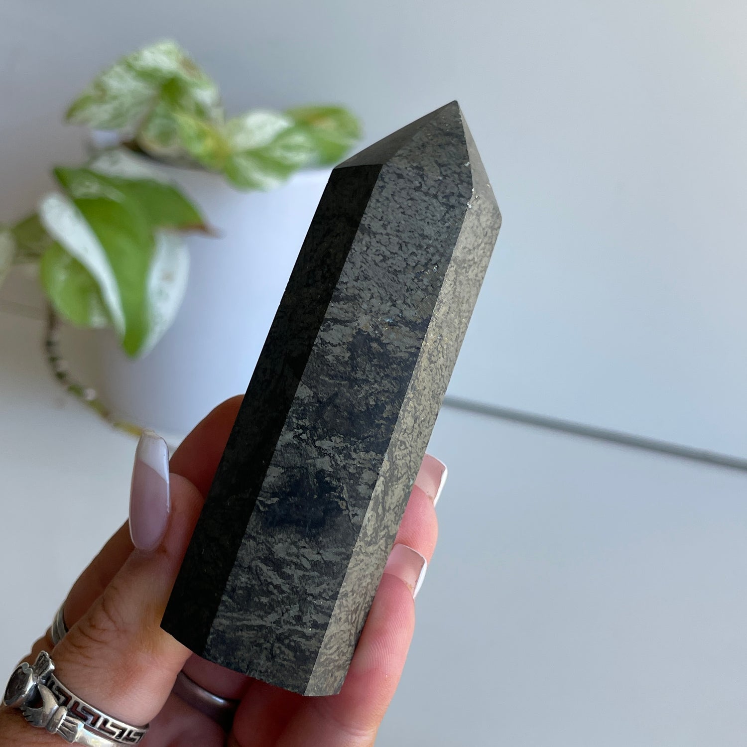 Pyrite Generator 8.9cm