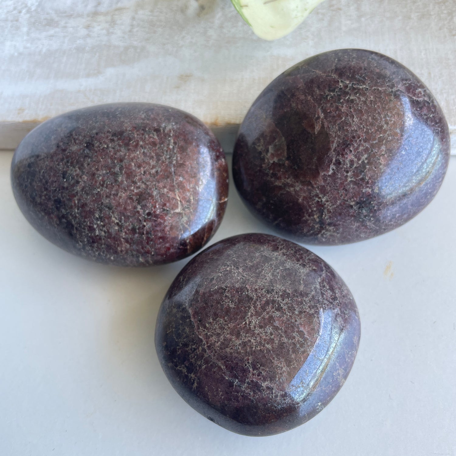 Garnet Palmstone