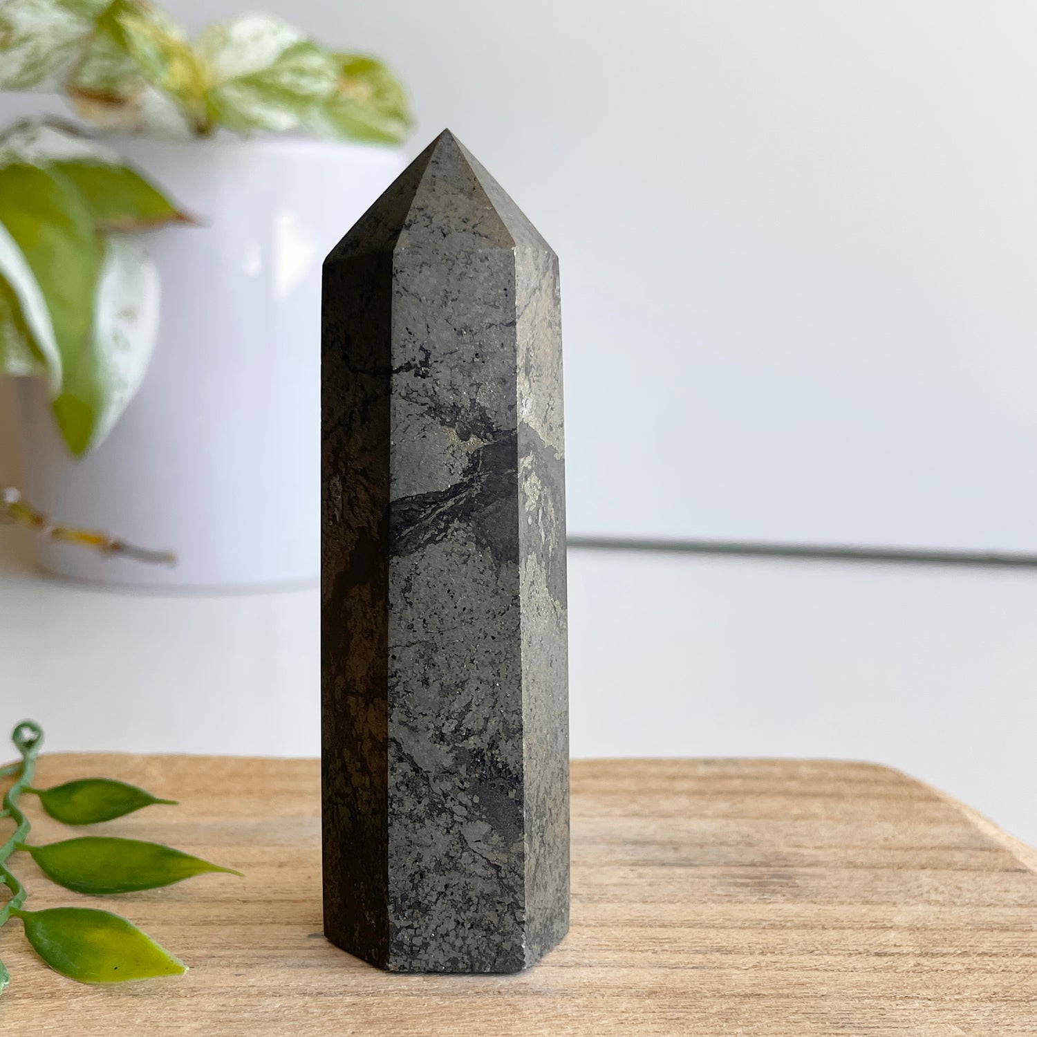 Pyrite Generator 8.9cm