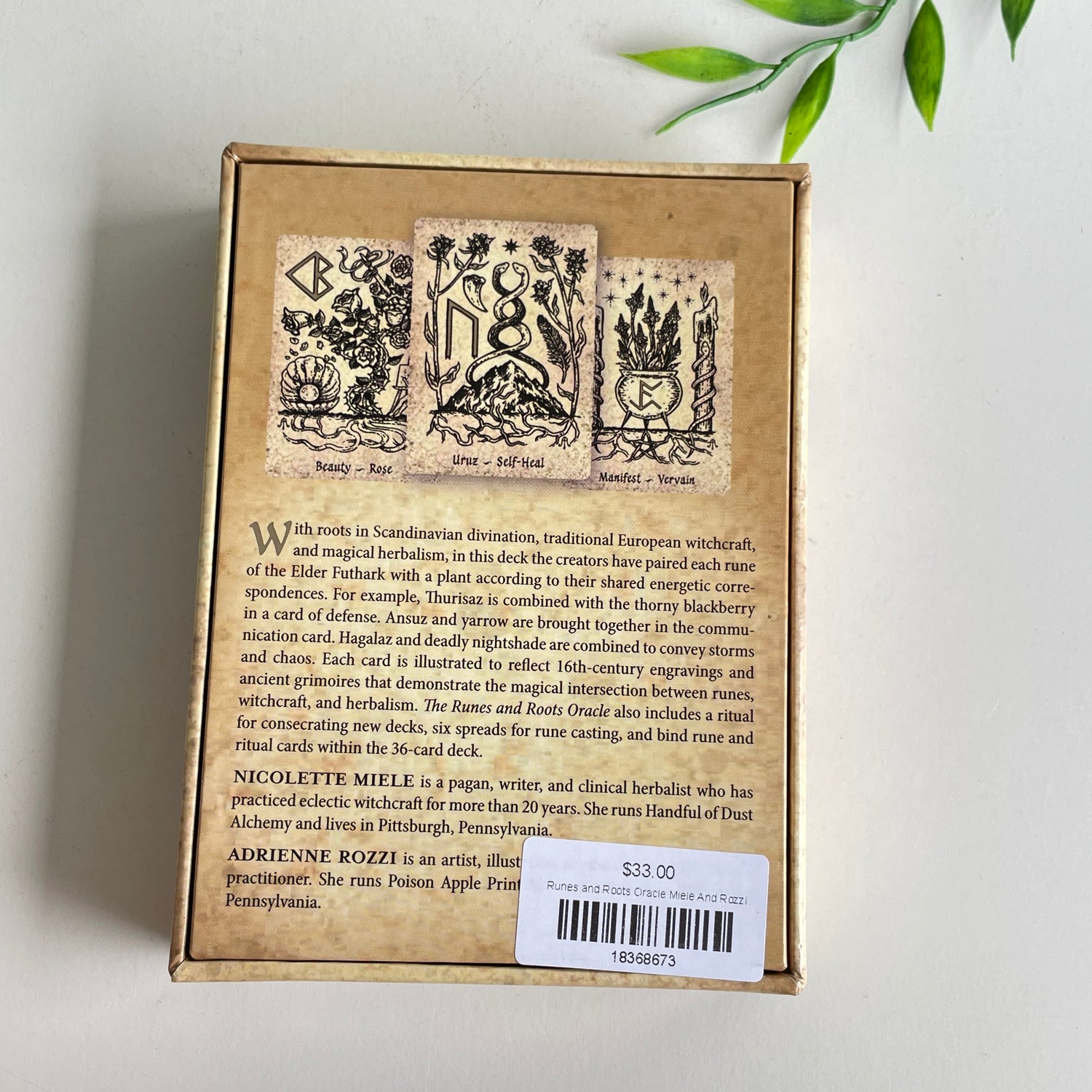 Runes and Roots Oracle Miele And Rozzi