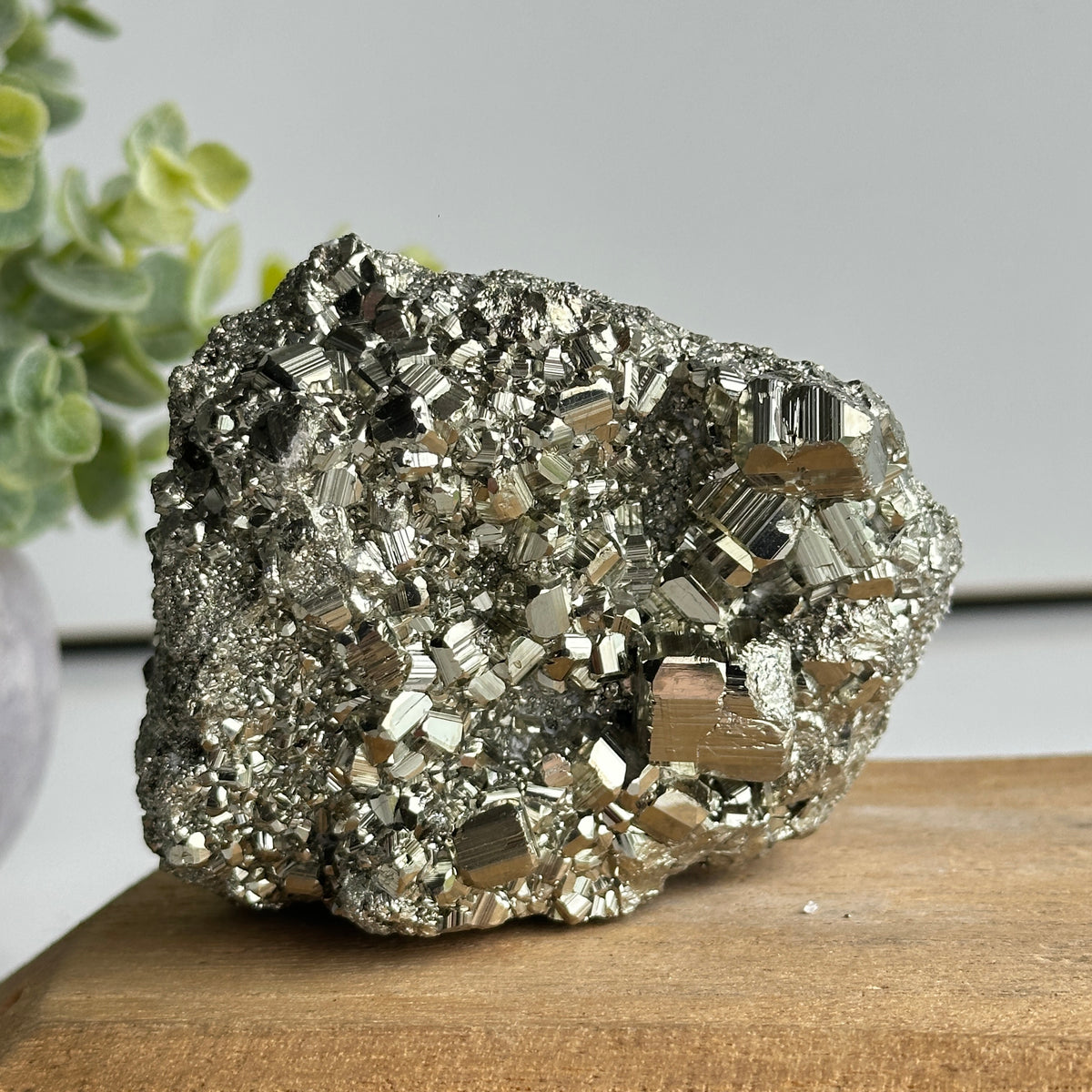 Pyrite Pce 678g