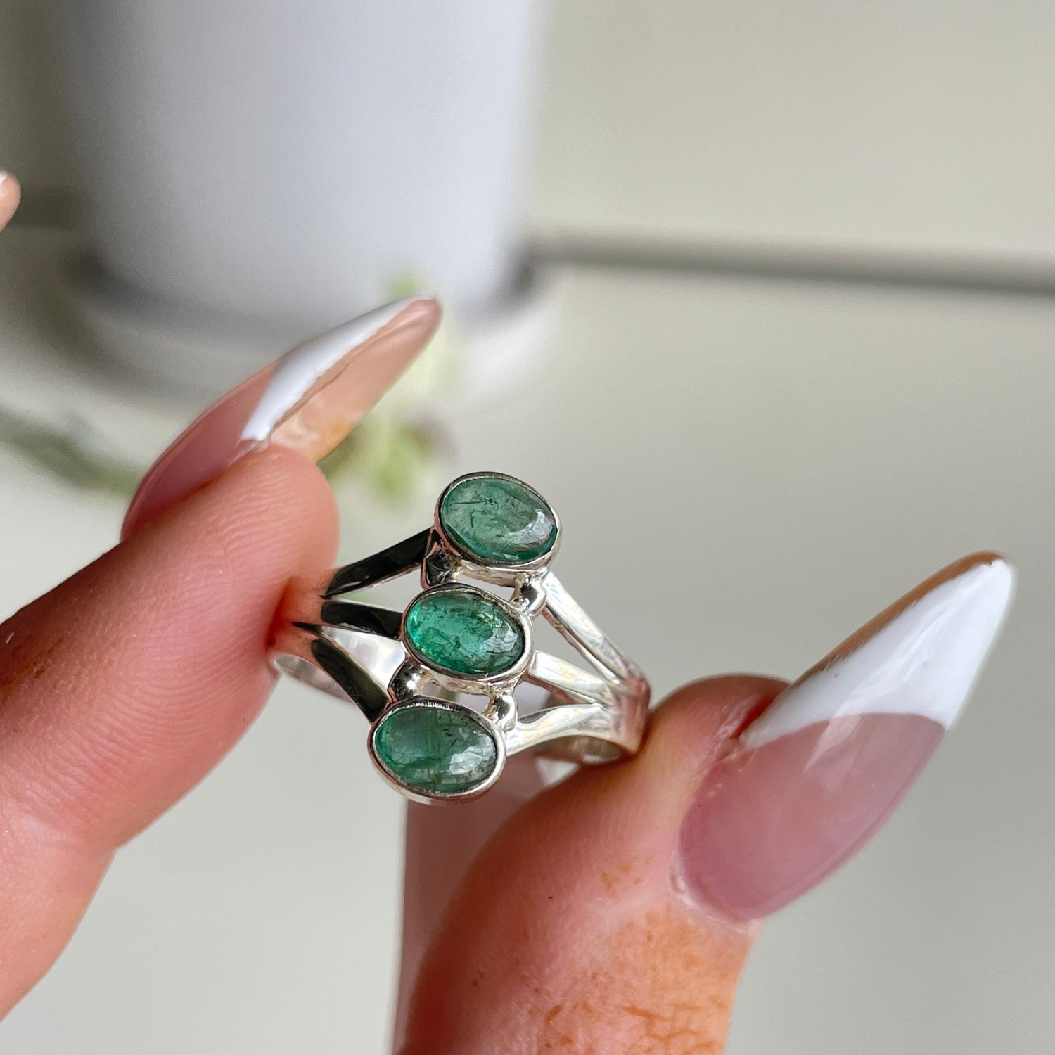 Emerald Triple Stone Ring Sz9