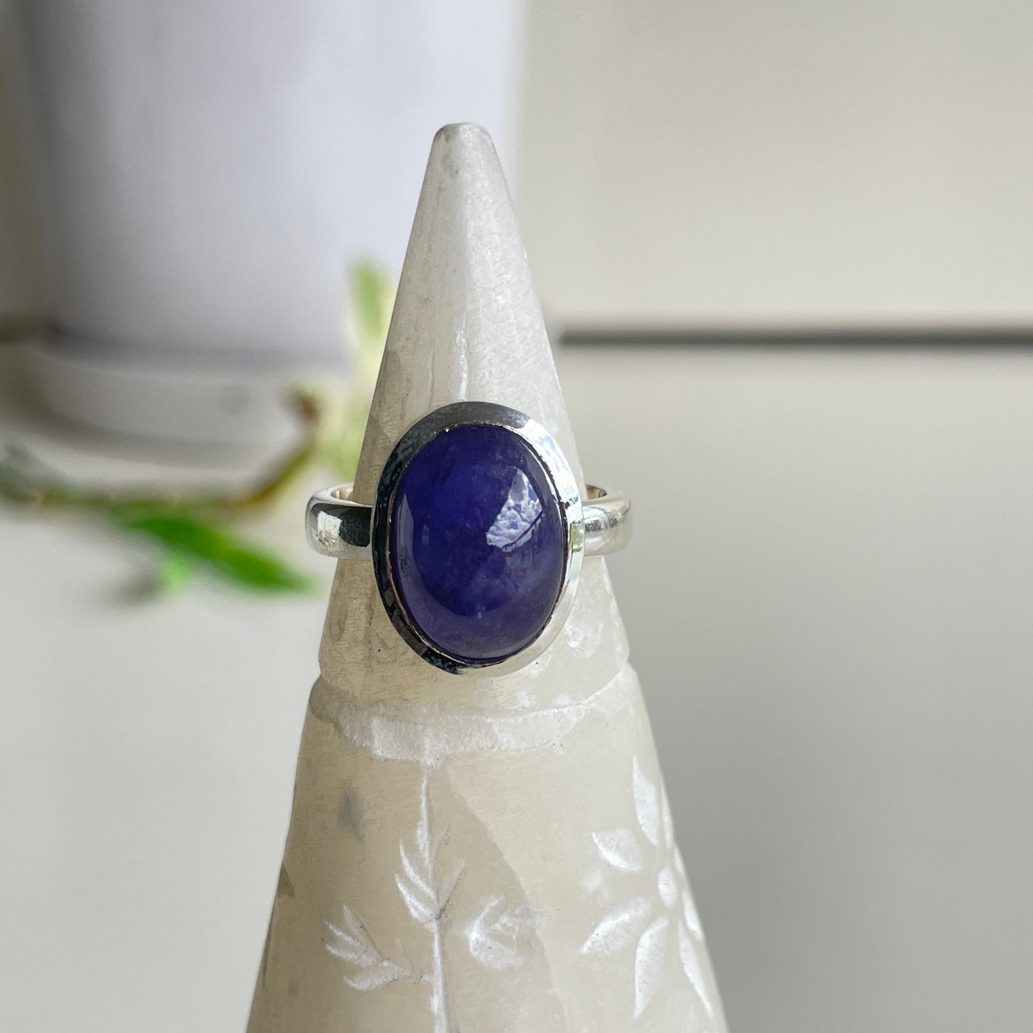 Tanzanite Oval Ring Sz7