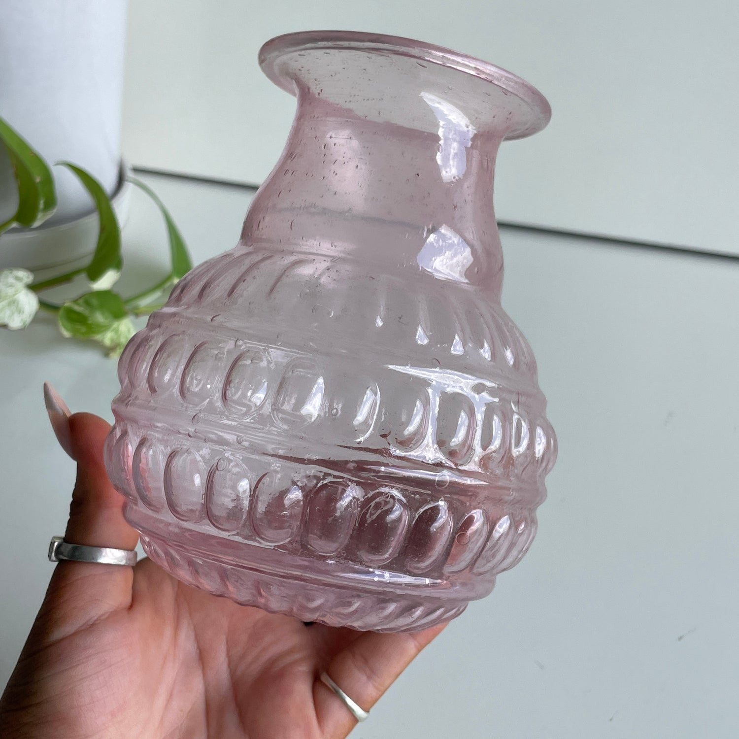 Raspberry Bud Vase WS40164