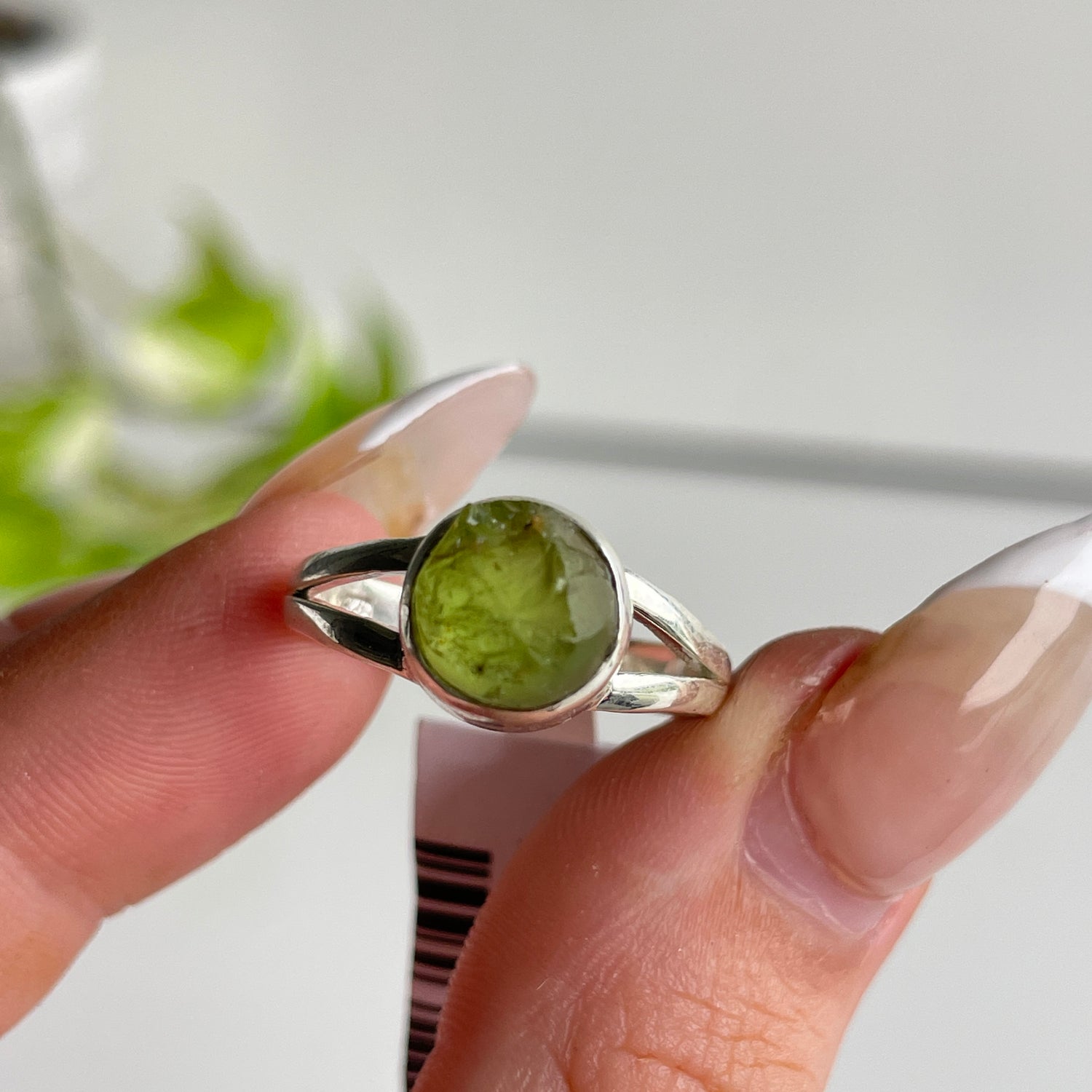 Peridot Round Rough Ring Sz8