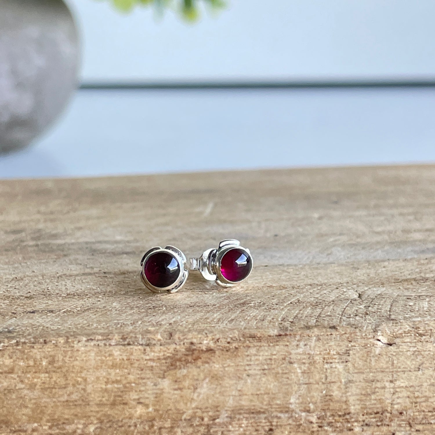 Garnet Round Stud Earrings