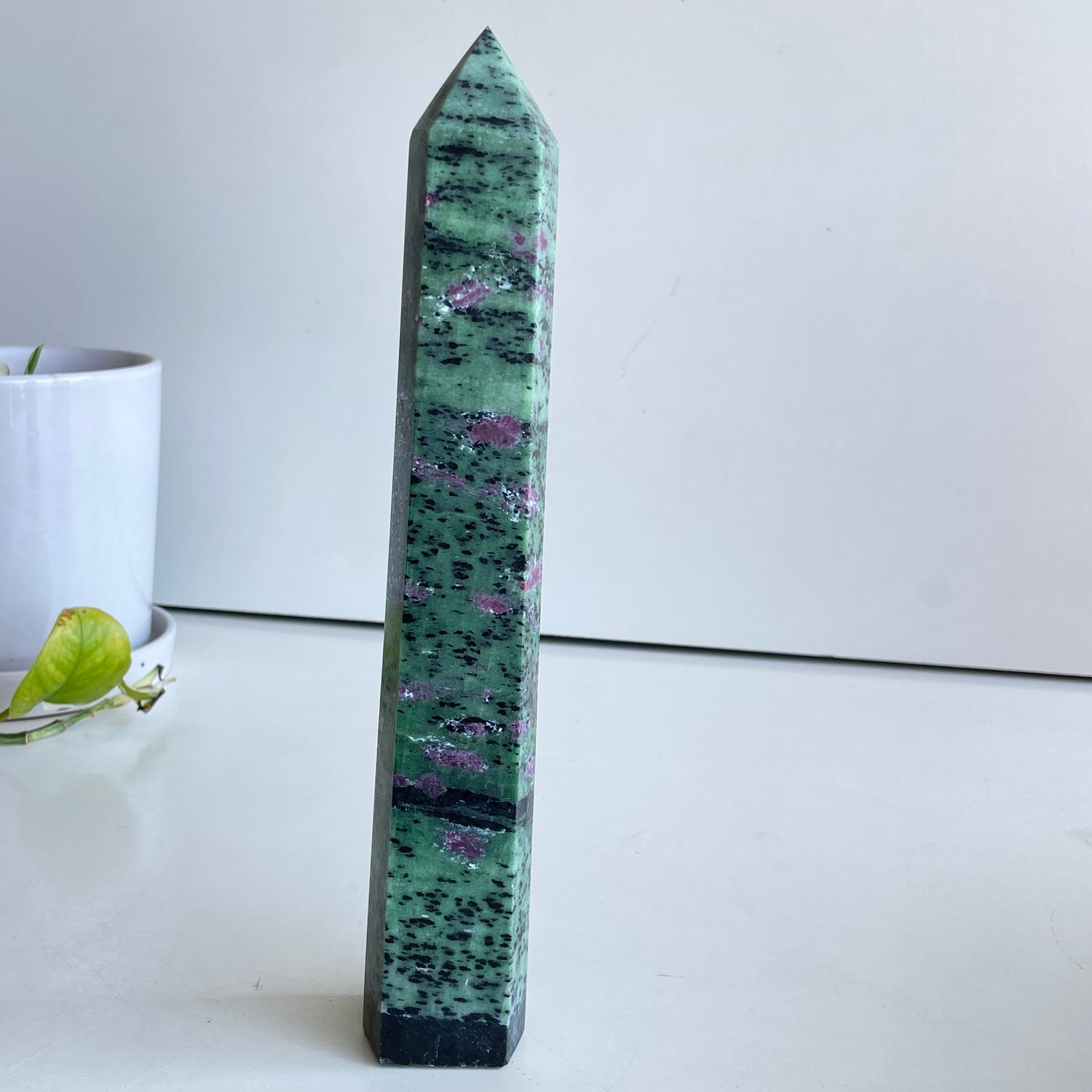 Ruby In Zoisite Generator 26.8cm