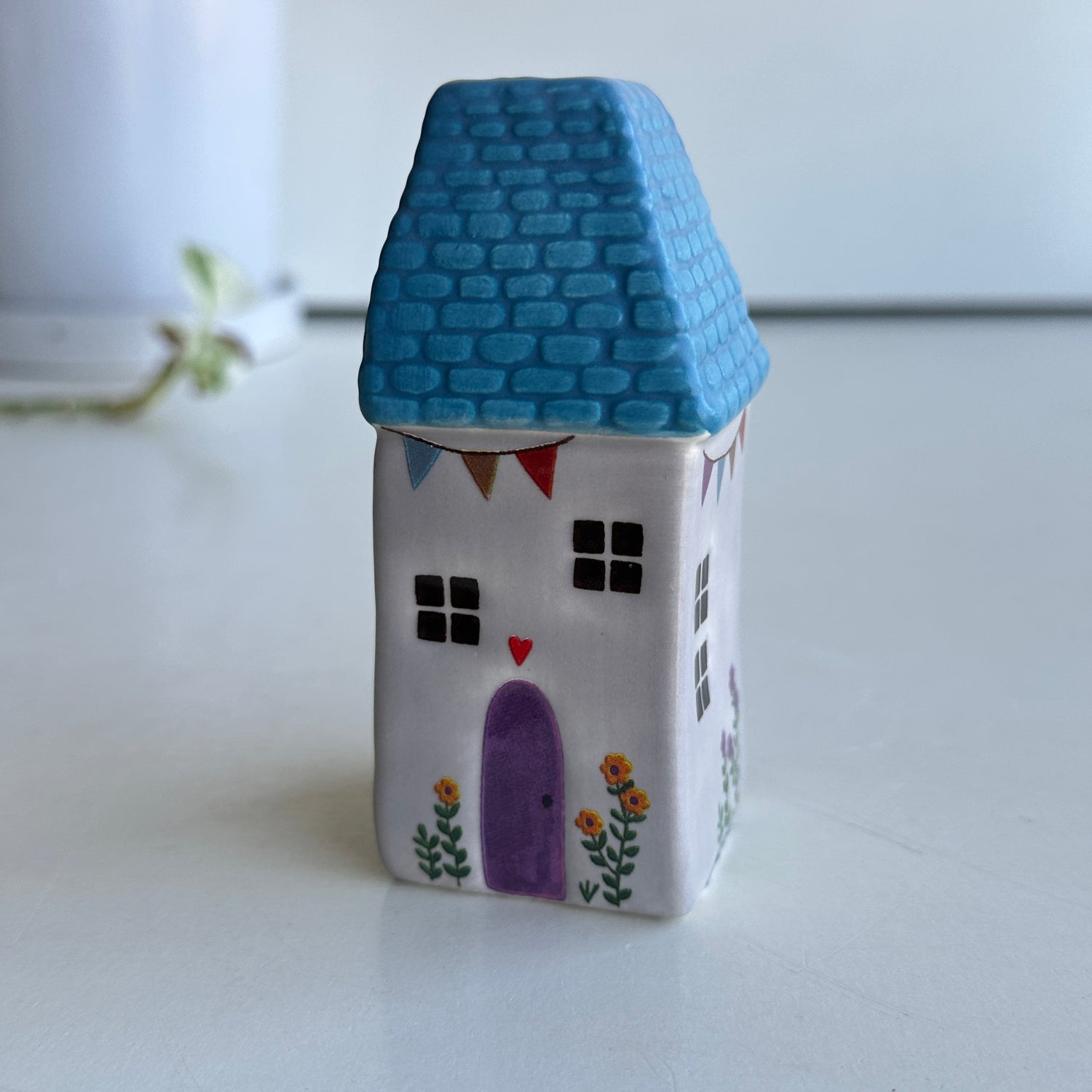 Cottage Bud Vase Vase000028