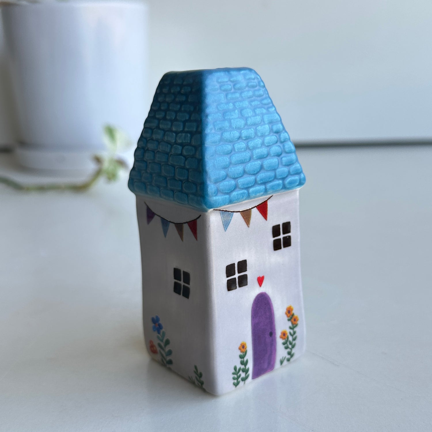 Cottage Bud Vase Vase000028