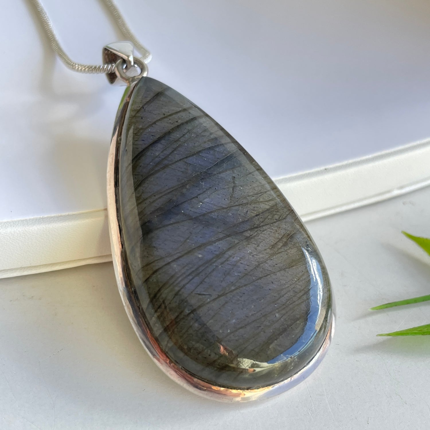 Labradorite Teardrop Pendant 008