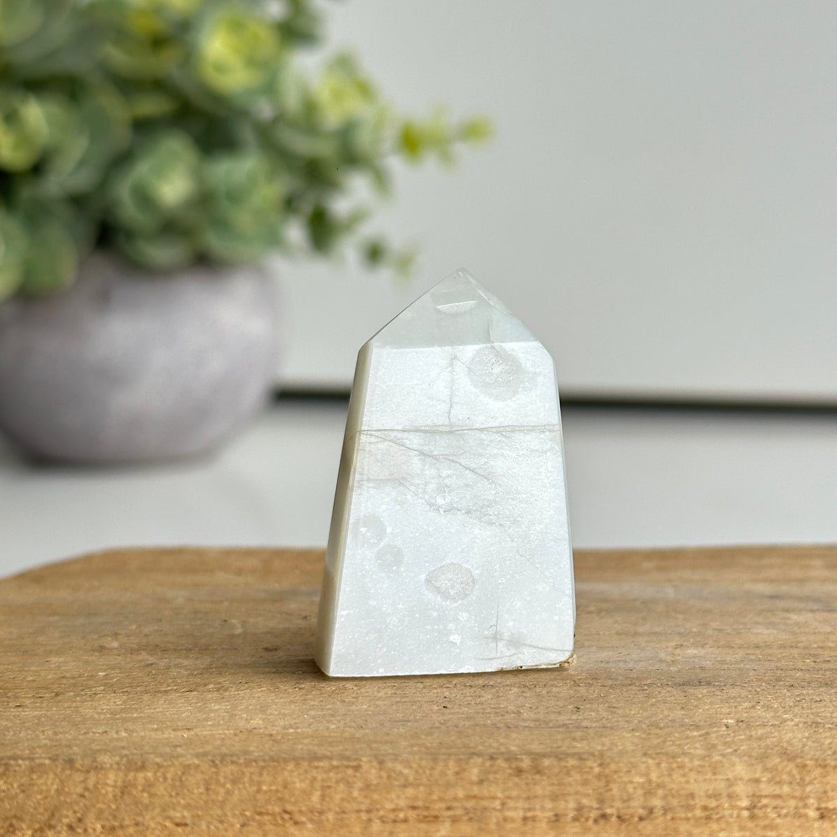 Moonstone Obelisk 4.2cm