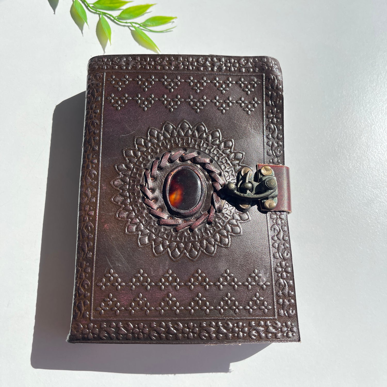 Leather Book Small 1 Buckle 1 Crystal