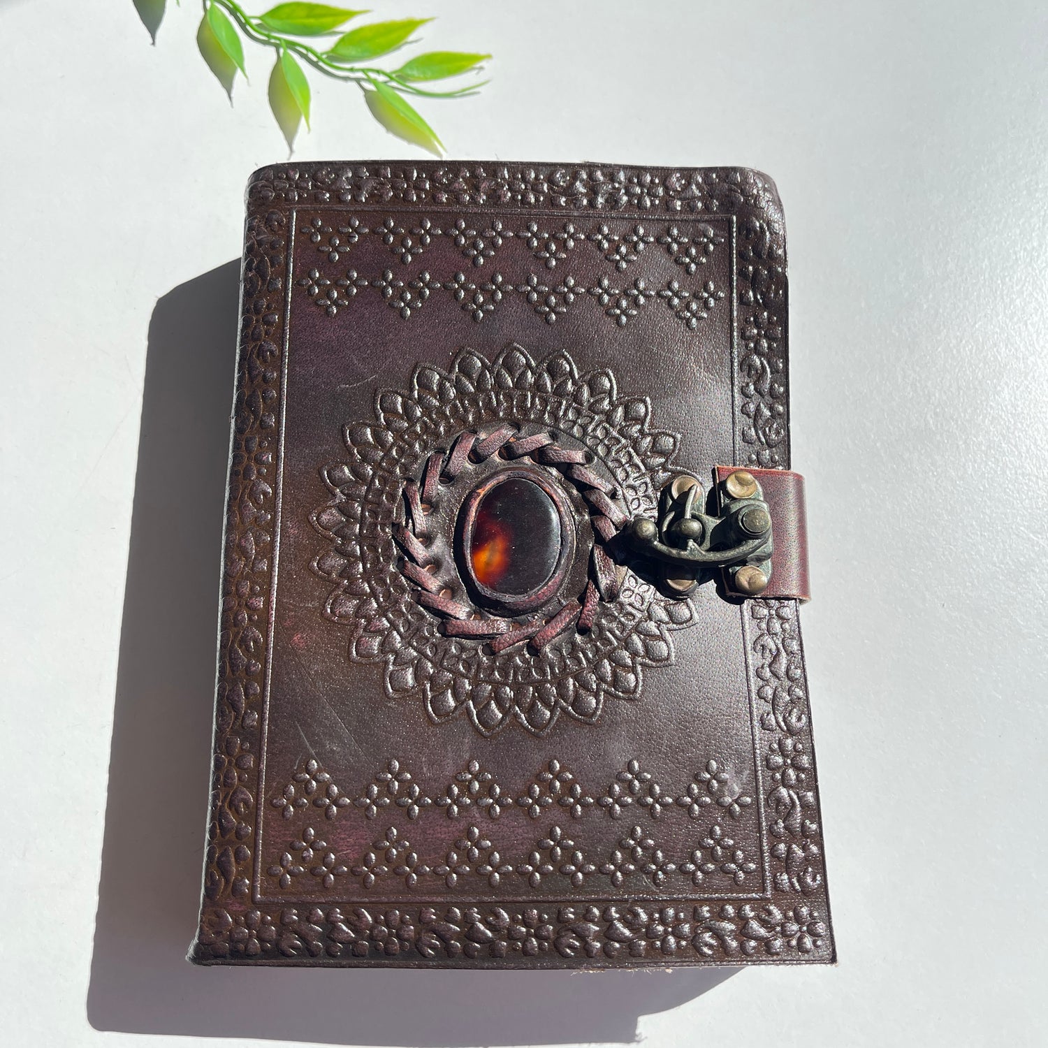 Leather Book Small 1 Buckle 1 Crystal
