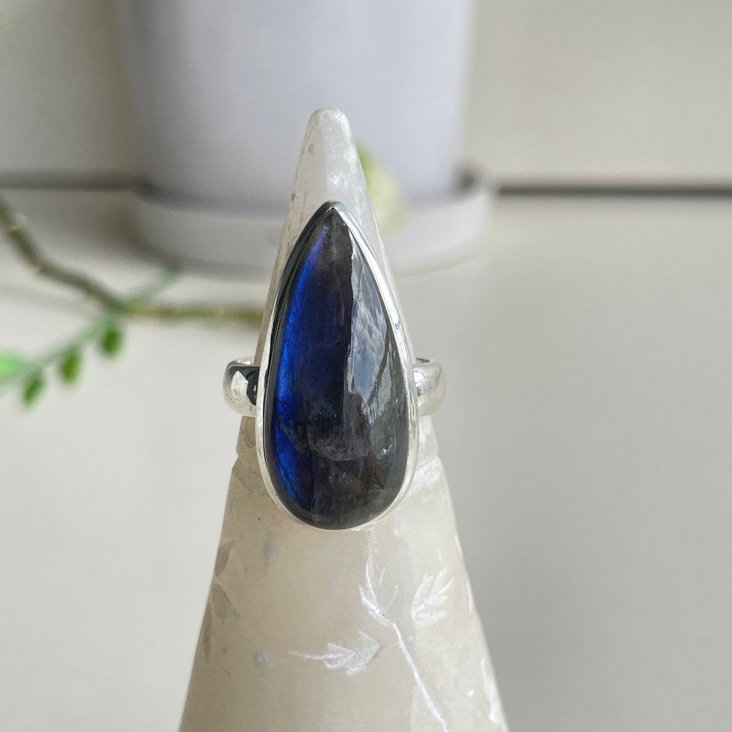 Labradorite Teardrop Ring Sz9