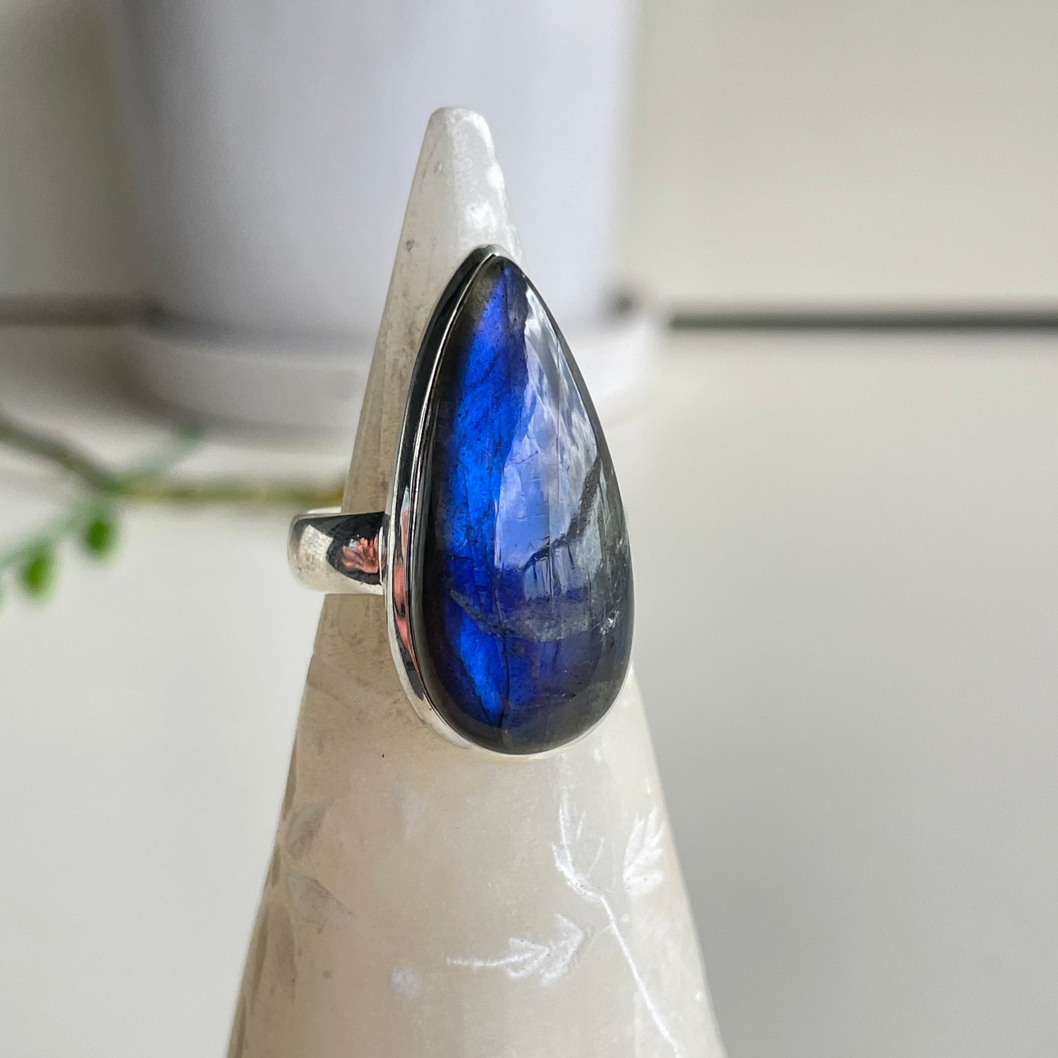 Labradorite Teardrop Ring Sz9