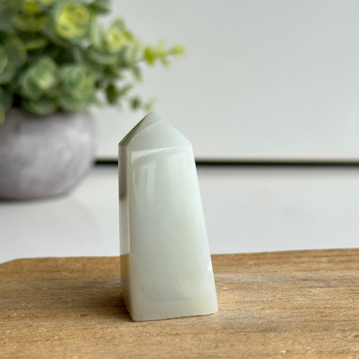 Moonstone Obelisk 5.1cm