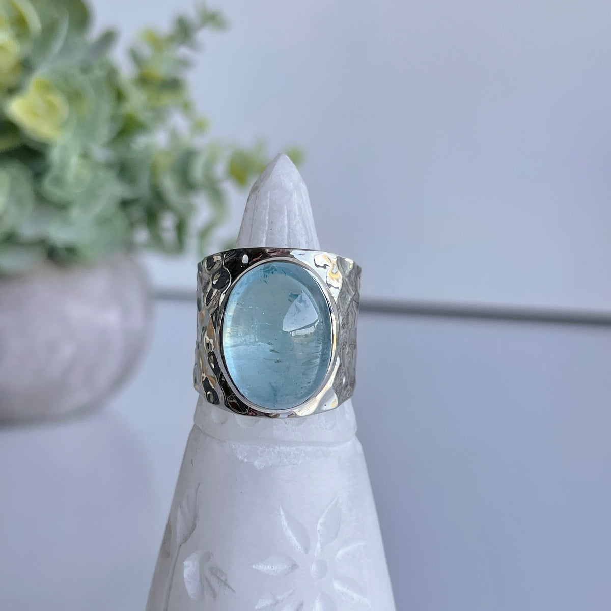 Blue Topaz Oval Ring Sz7.5